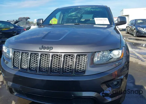 2015 Jeep Grand Cherokee Altitude z USA, uszkodzony, nr VIN 1C4RJEAG3FC136921